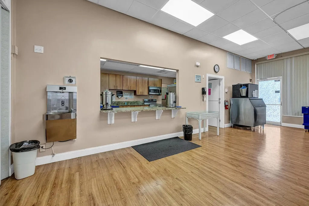 2105 Alfred Drive Boynton Beach FL 33426