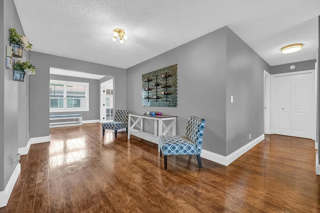 2105 Alfred Drive Boynton Beach FL 33426