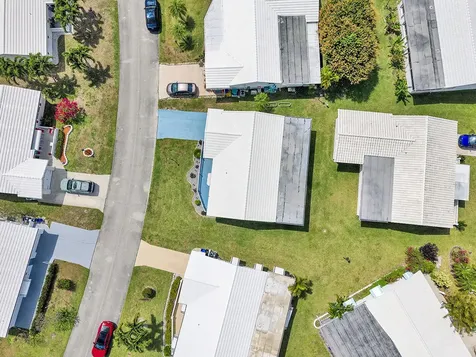 2105 Alfred Drive Boynton Beach FL 33426
