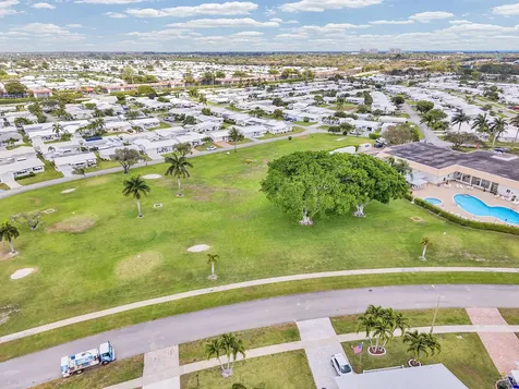2105 Alfred Drive Boynton Beach FL 33426