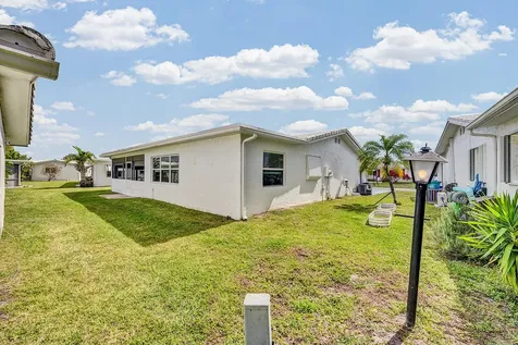 2105 Alfred Drive Boynton Beach FL 33426