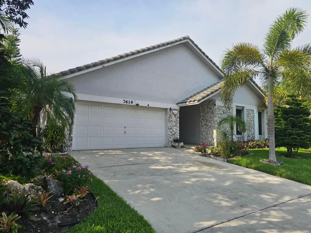 7619 Silver Woods Court Boca Raton FL 33433