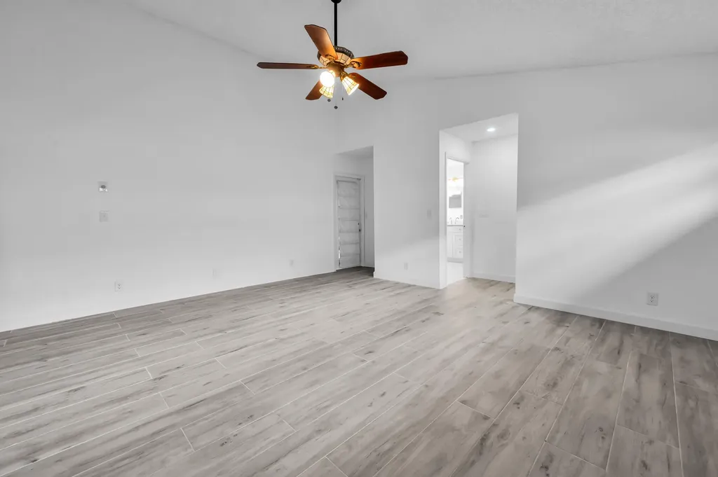 7619 Silver Woods Court Boca Raton FL 33433
