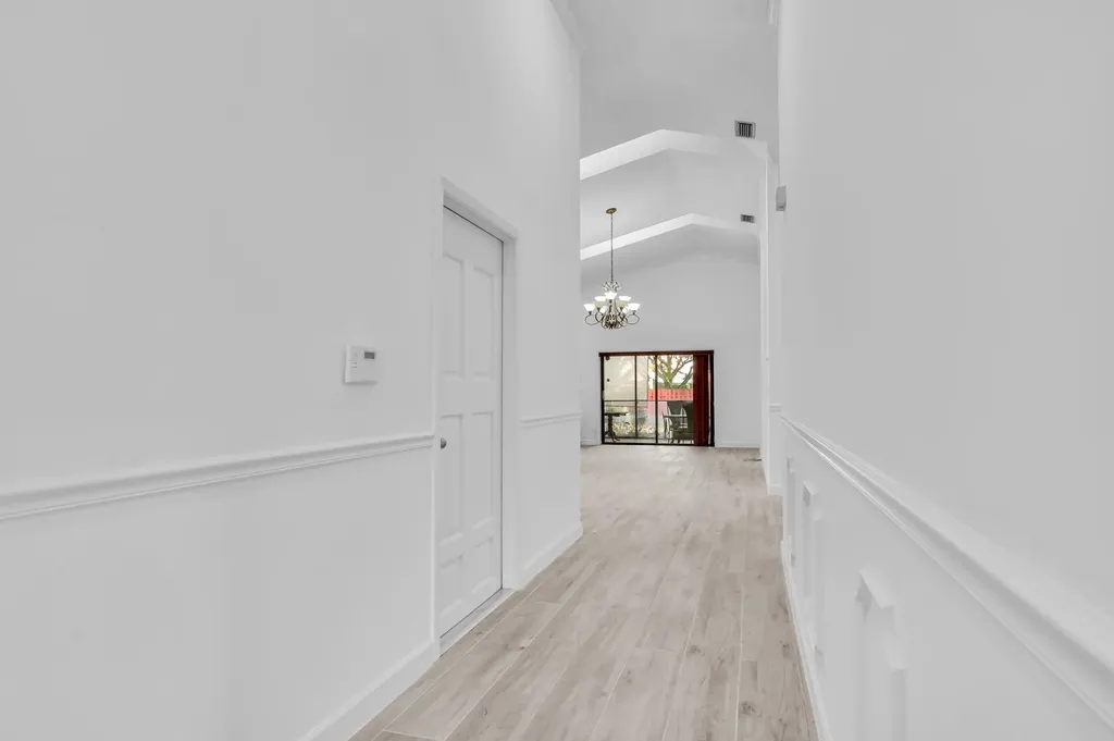 7619 Silver Woods Court Boca Raton FL 33433