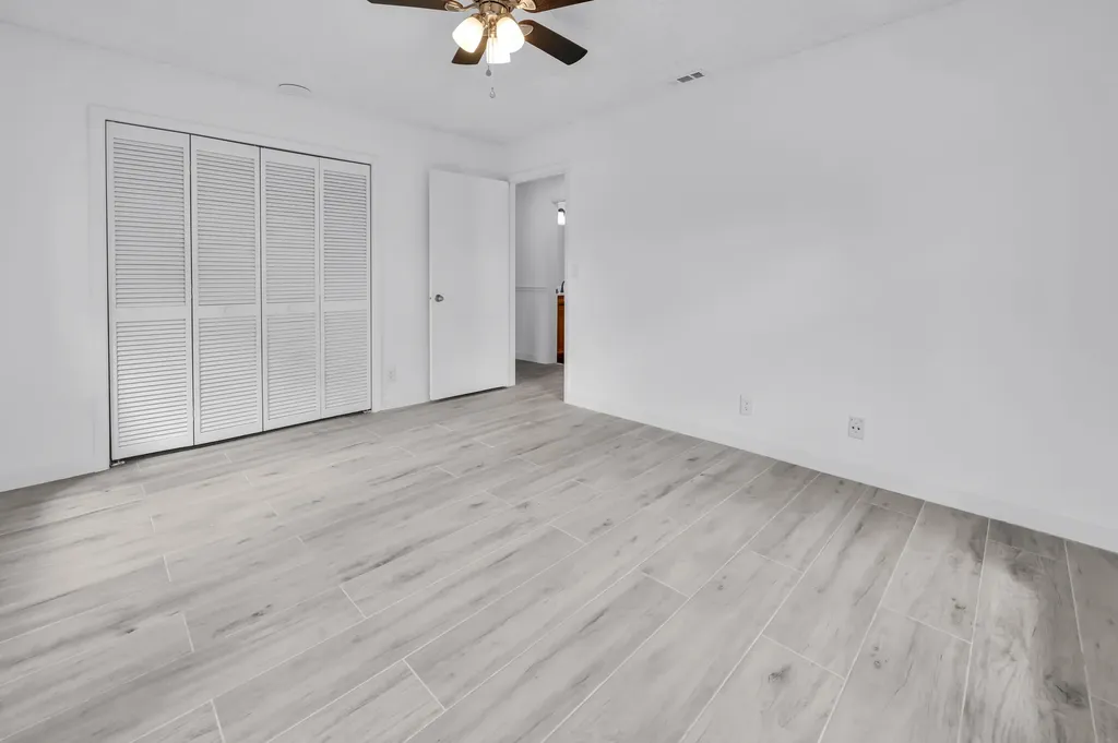 7619 Silver Woods Court Boca Raton FL 33433