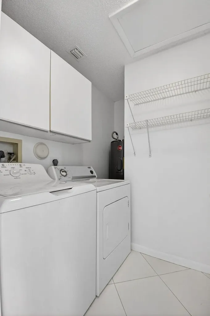 5106 Oak Hill Lane Delray Beach FL 33484
