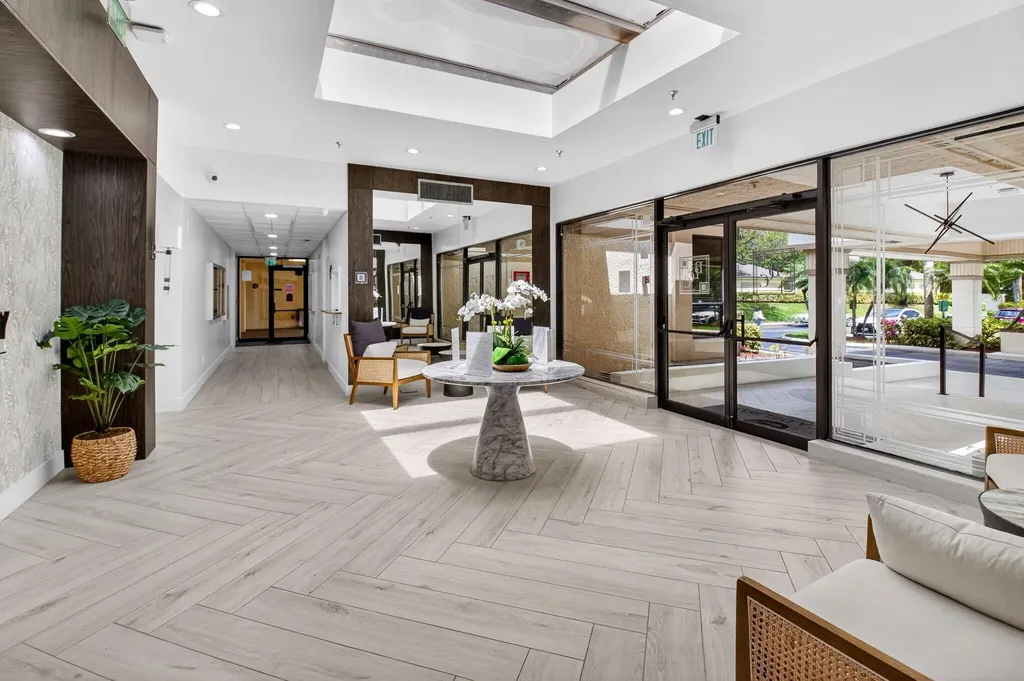 5106 Oak Hill Lane Delray Beach FL 33484