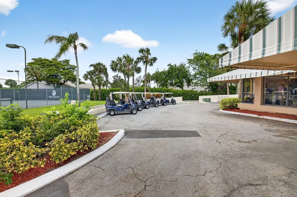 5106 Oak Hill Lane Delray Beach FL 33484