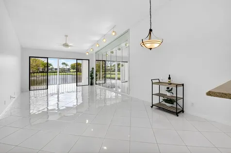 5106 Oak Hill Lane Delray Beach FL 33484