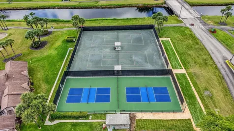 5106 Oak Hill Lane Delray Beach FL 33484