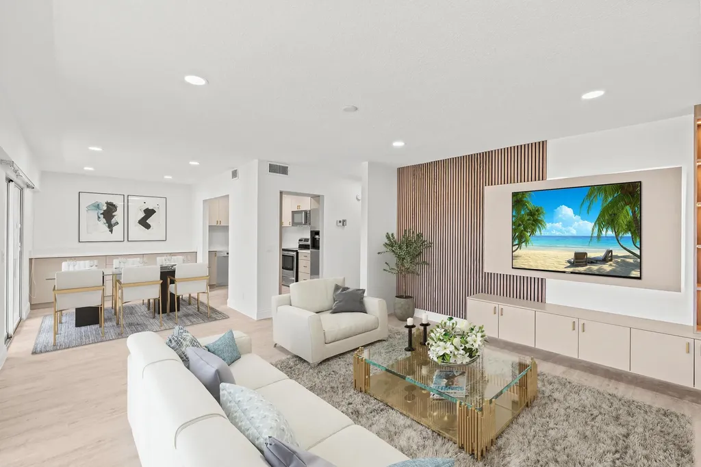 204 Mansfield E Boca Raton FL 33434