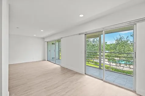 204 Mansfield E Boca Raton FL 33434