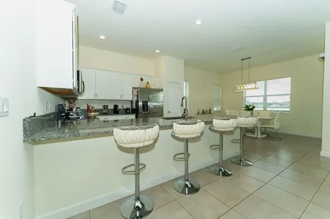 7206 NW Farnsworth Circle Port St Lucie FL 34987