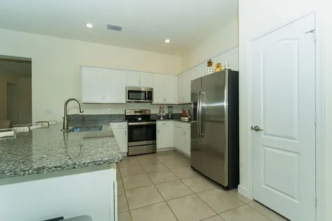 7206 NW Farnsworth Circle Port St Lucie FL 34987