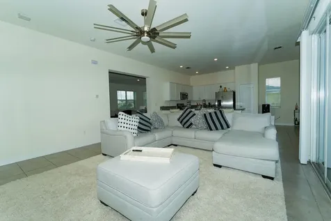 7206 NW Farnsworth Circle Port St Lucie FL 34987