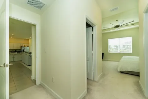 7206 NW Farnsworth Circle Port St Lucie FL 34987