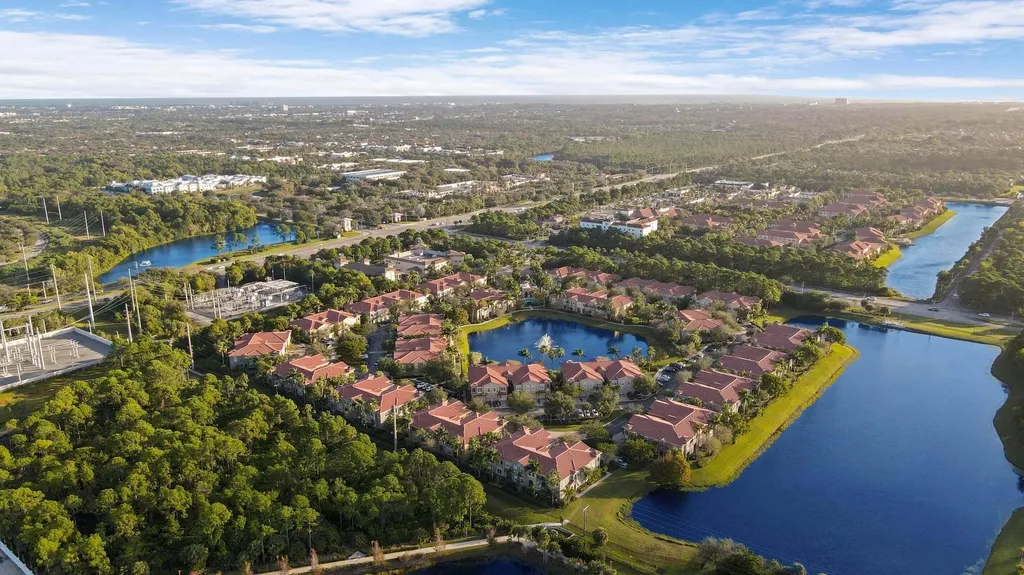 4921 Bonsai Circle Palm Beach Gardens FL 33418
