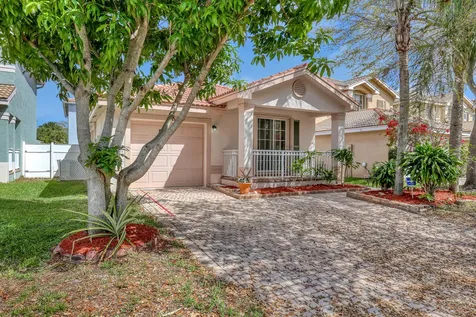 5033 Northern Lights Drive Greenacres FL 33463