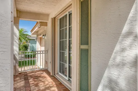 5033 Northern Lights Drive Greenacres FL 33463
