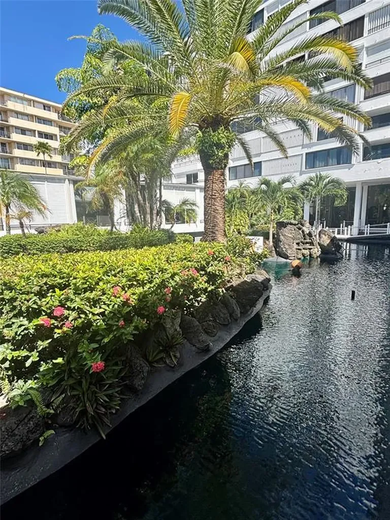3589 S Ocean Boulevard South Palm Beach FL 33480