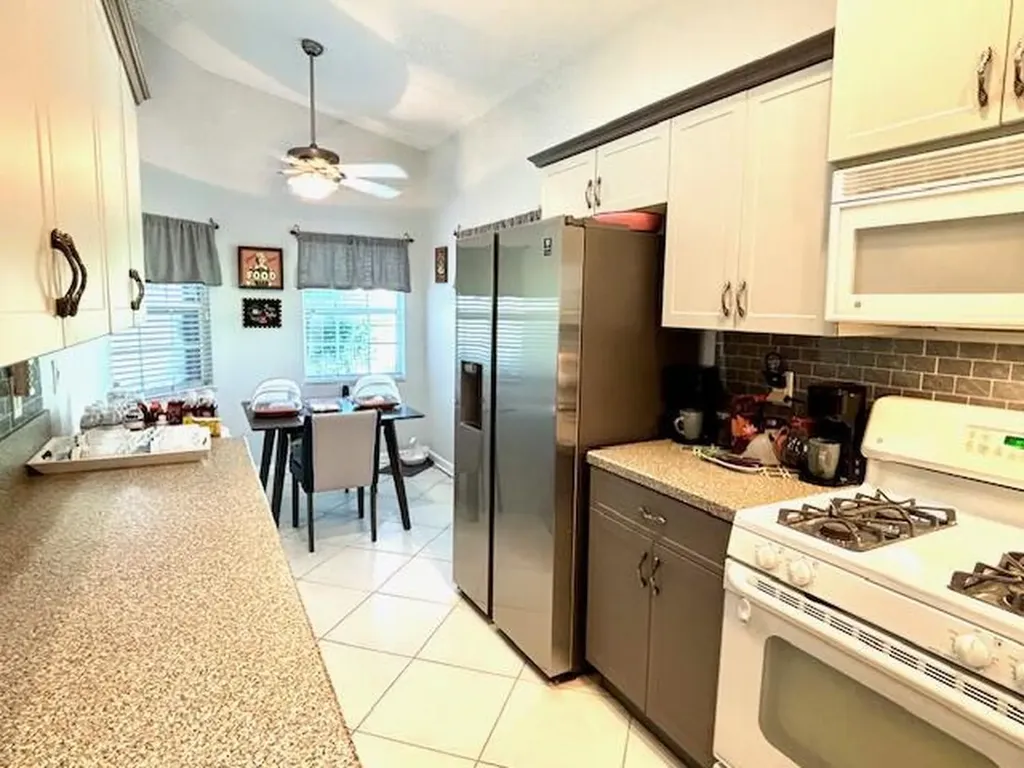 346 NW Breezy Point Loop Port St Lucie FL 34986