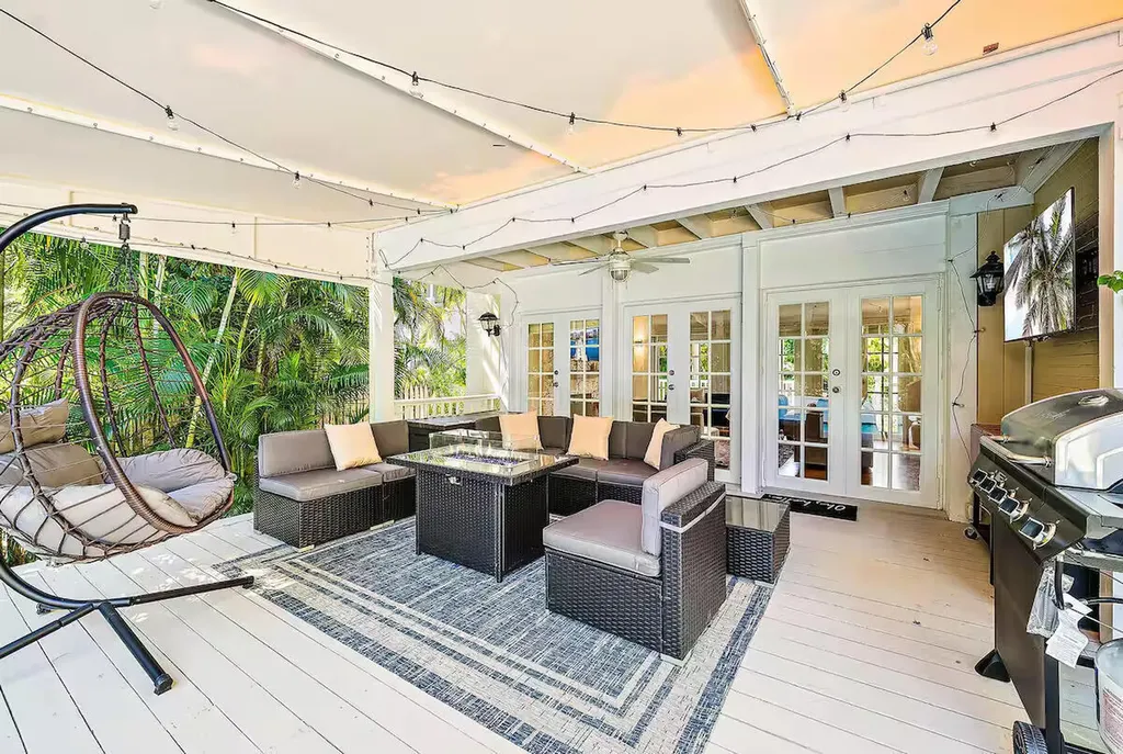 4110 Washington Road West Palm Beach FL 33405