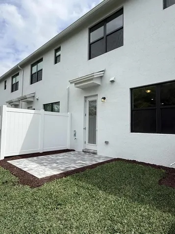 275 SW Sally Way Stuart FL 34997