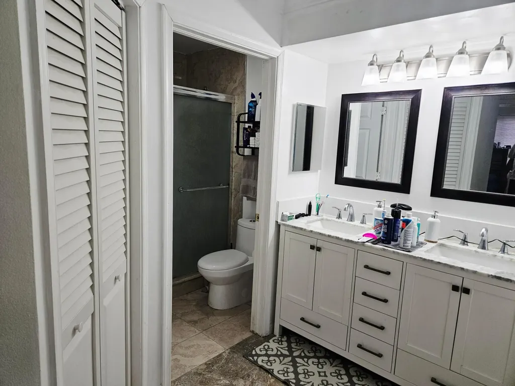 16 Vía De Casas Sur Boynton Beach FL 33426