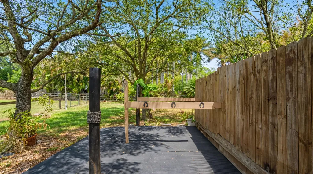 12440 Tangerine Boulevard The Acreage FL 33412