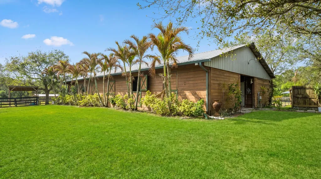 12440 Tangerine Boulevard The Acreage FL 33412