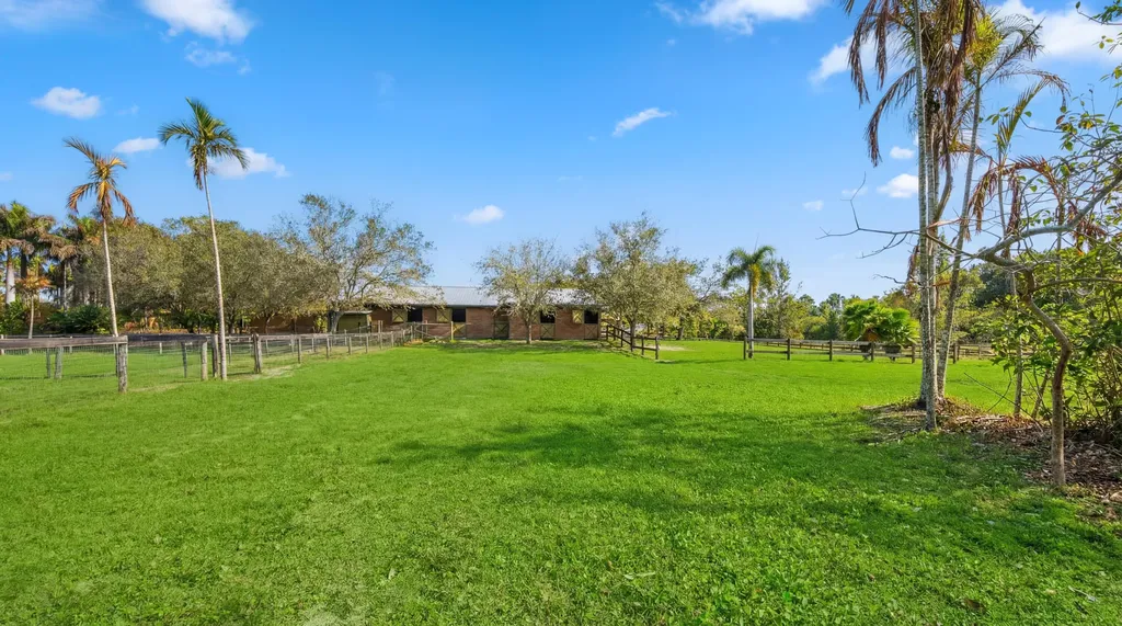 12440 Tangerine Boulevard The Acreage FL 33412