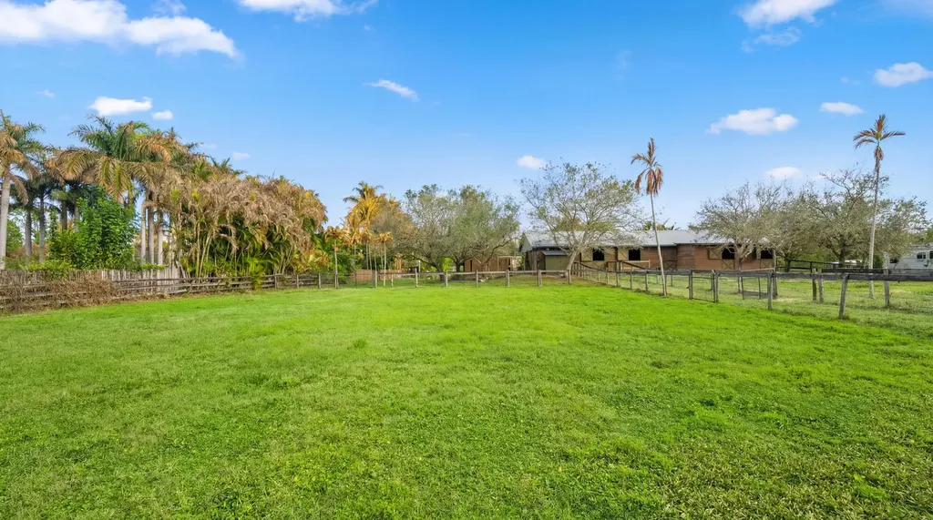 12440 Tangerine Boulevard The Acreage FL 33412