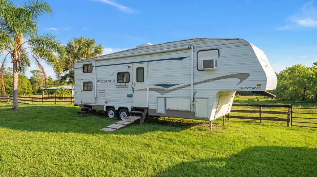 12440 Tangerine Boulevard The Acreage FL 33412