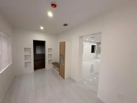 1721 SW 12th Street Miami FL 33135