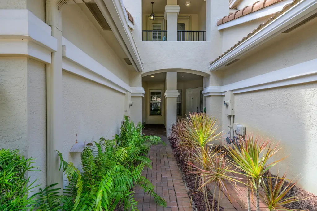 742 Cable Beach Lane West Palm Beach FL 33410