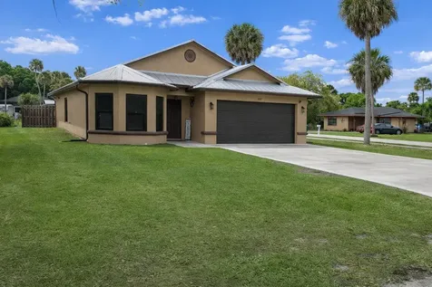 809 SW 3rd Avenue Okeechobee FL 34974