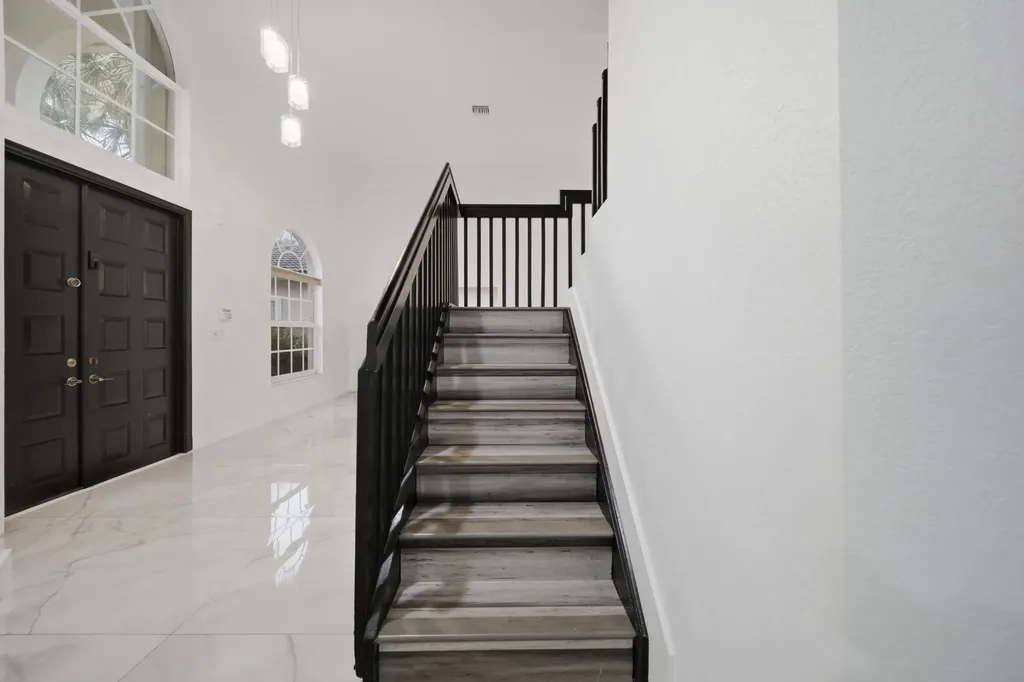 4752 NW 120th Way Coral Springs FL 33076