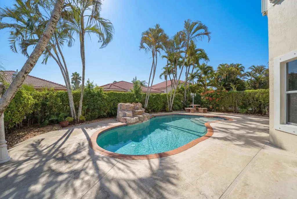4752 NW 120th Way Coral Springs FL 33076