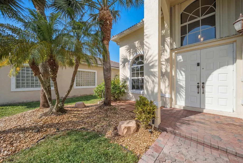 4752 NW 120th Way Coral Springs FL 33076