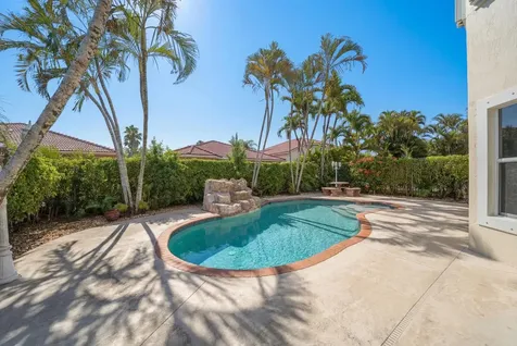 4752 NW 120th Way Coral Springs FL 33076