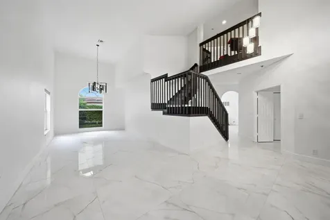 4752 NW 120th Way Coral Springs FL 33076