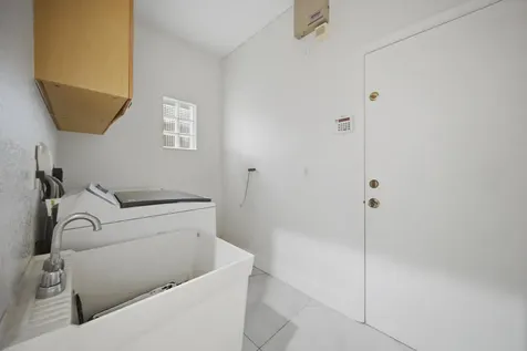 4752 NW 120th Way Coral Springs FL 33076