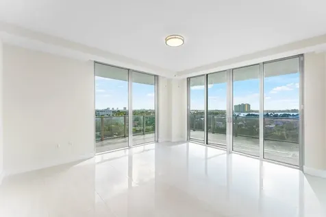3100 N Ocean Drive Riviera Beach FL 33404