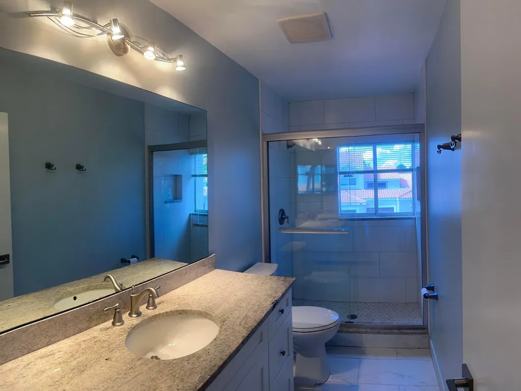 10458 Lake Vista Circle Boca Raton FL 33498