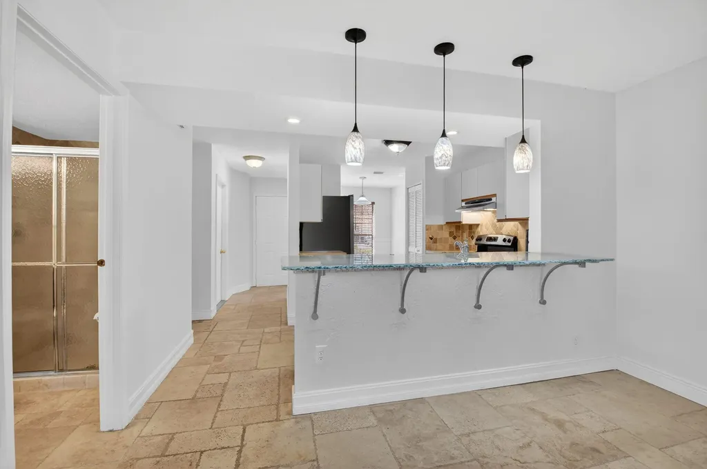 10253 Riverbend Terrace Boca Raton FL 33498