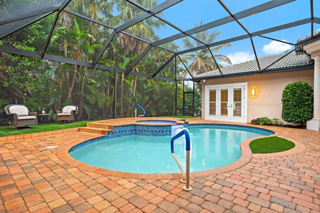 8431 Egret Lakes Lane West Palm Beach FL 33412