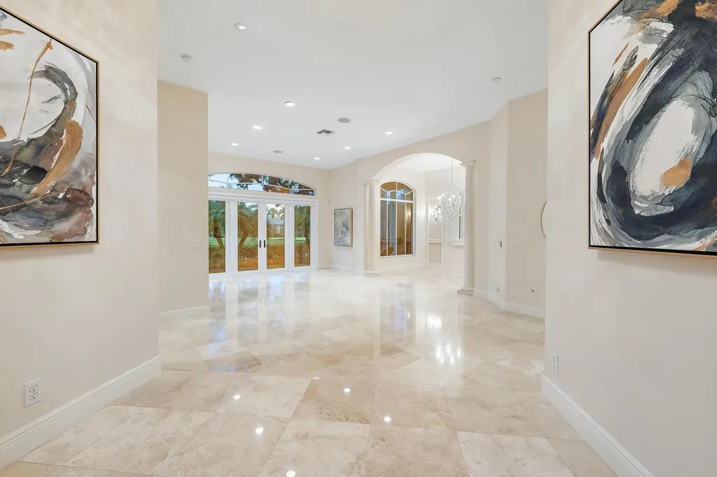 8431 Egret Lakes Lane West Palm Beach FL 33412