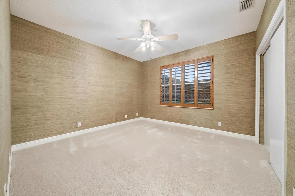 8431 Egret Lakes Lane West Palm Beach FL 33412