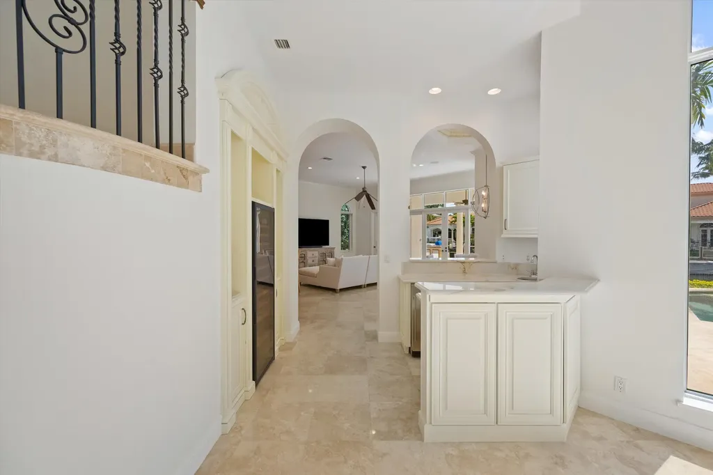 788 Harbour Isle Place North Palm Beach FL 33410