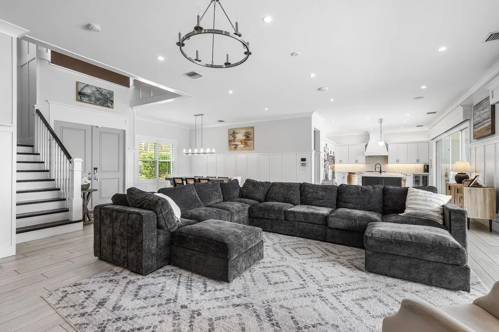 2100 Notre Dame Drive Lake Worth Beach FL 33460